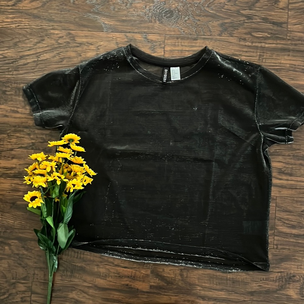 Black metallic mesh t shirt 🤘